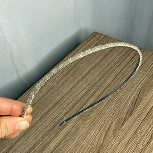 🐼 3/$25 Delicate Beaded Champagne Silver Headband